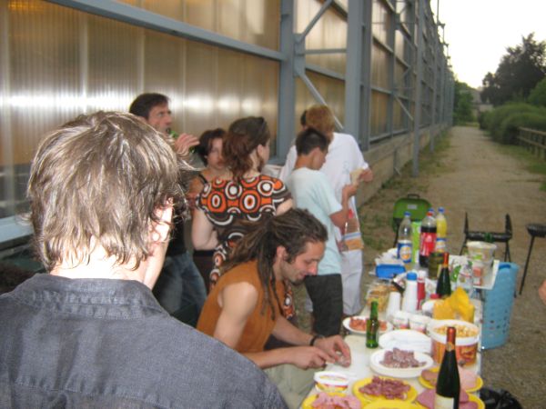 spgm-1.4.7/gal/Galeries/fransouche/barbecue_20-06-2009/Barbecue 07.jpg
